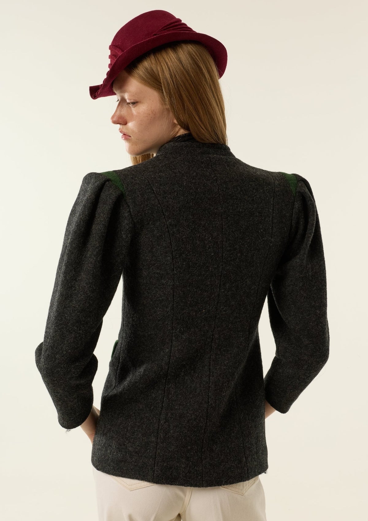 Chaqueta James Gris de IQ Collection · detalle 3