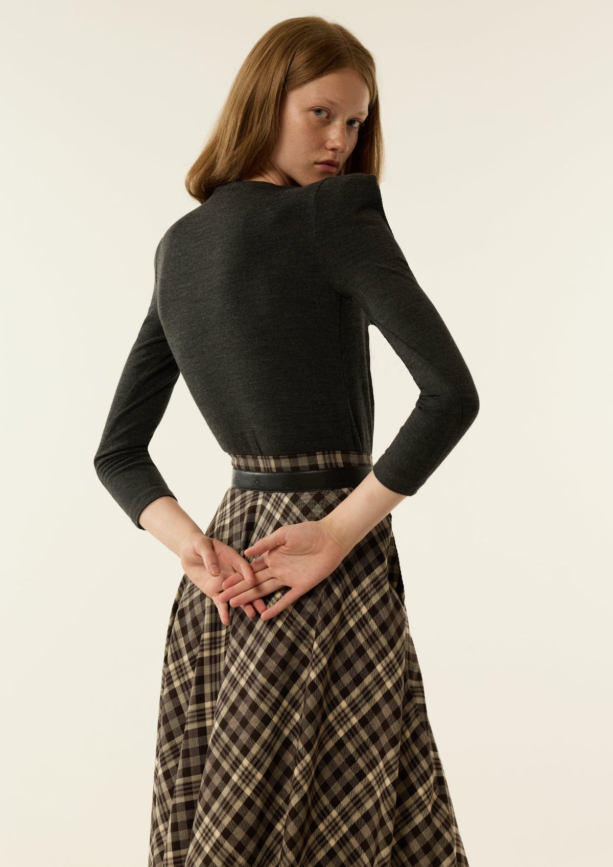 Body Irati Punto Gris de IQ Collection · detalle 3