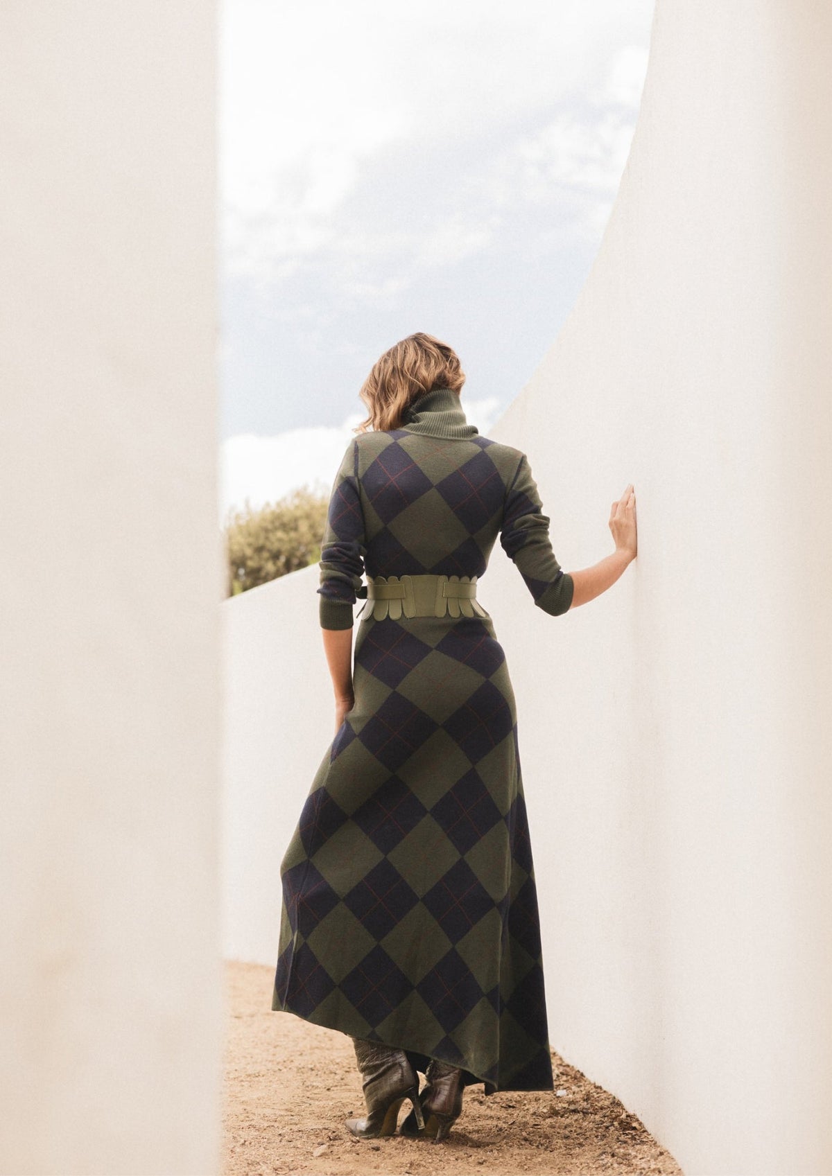Vestido Sole Rombos de IQ Collection · punto de rombos azul marino y verde · cuello vuelto · vista 4