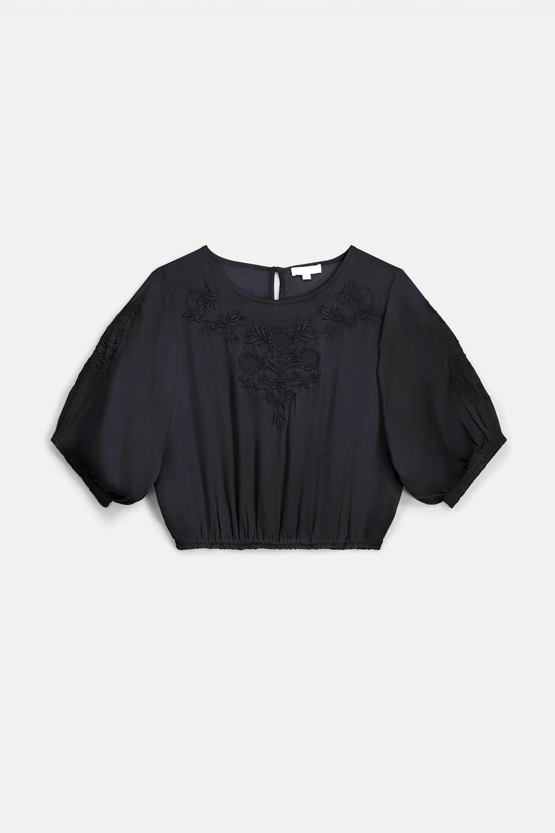 Camisa Chayana, top negro con bordado floral – Louise Misha · PORTICO Concept, Turó Park Barcelona