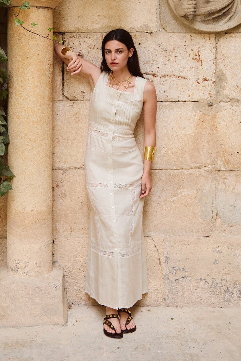 Vestido Folia Piedra Monbali Collection — vestido artesanal de lino con bordado floral