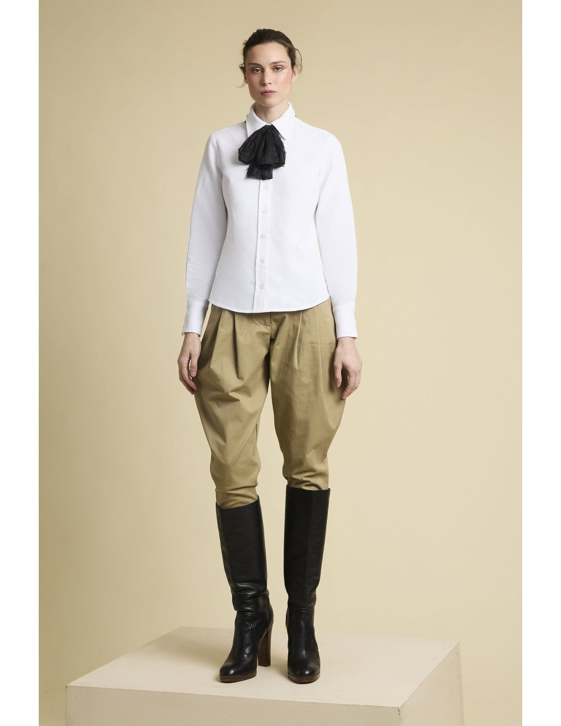 Camisa Clásica Blanca de Zaitegui studio · 100% algodón