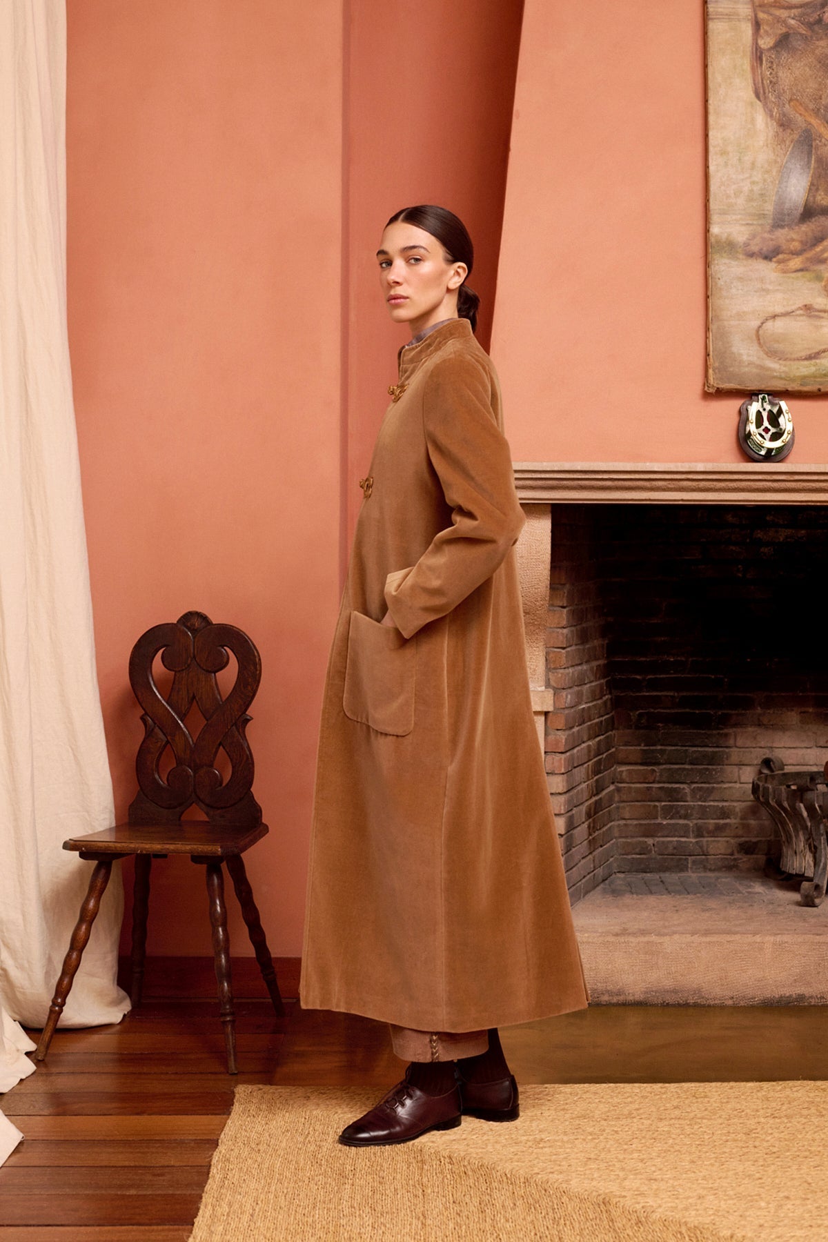 Abrigo Carnot Terciopelo Camel de Maria de la Orden · detalle 3
