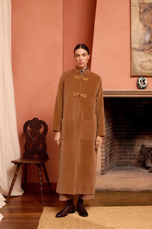Abrigo Carnot Terciopelo Camel de Maria de la Orden