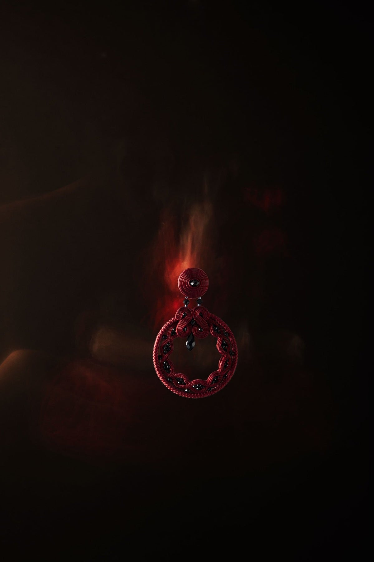 Pendientes Grana & Azabache de Musula · detalle 2