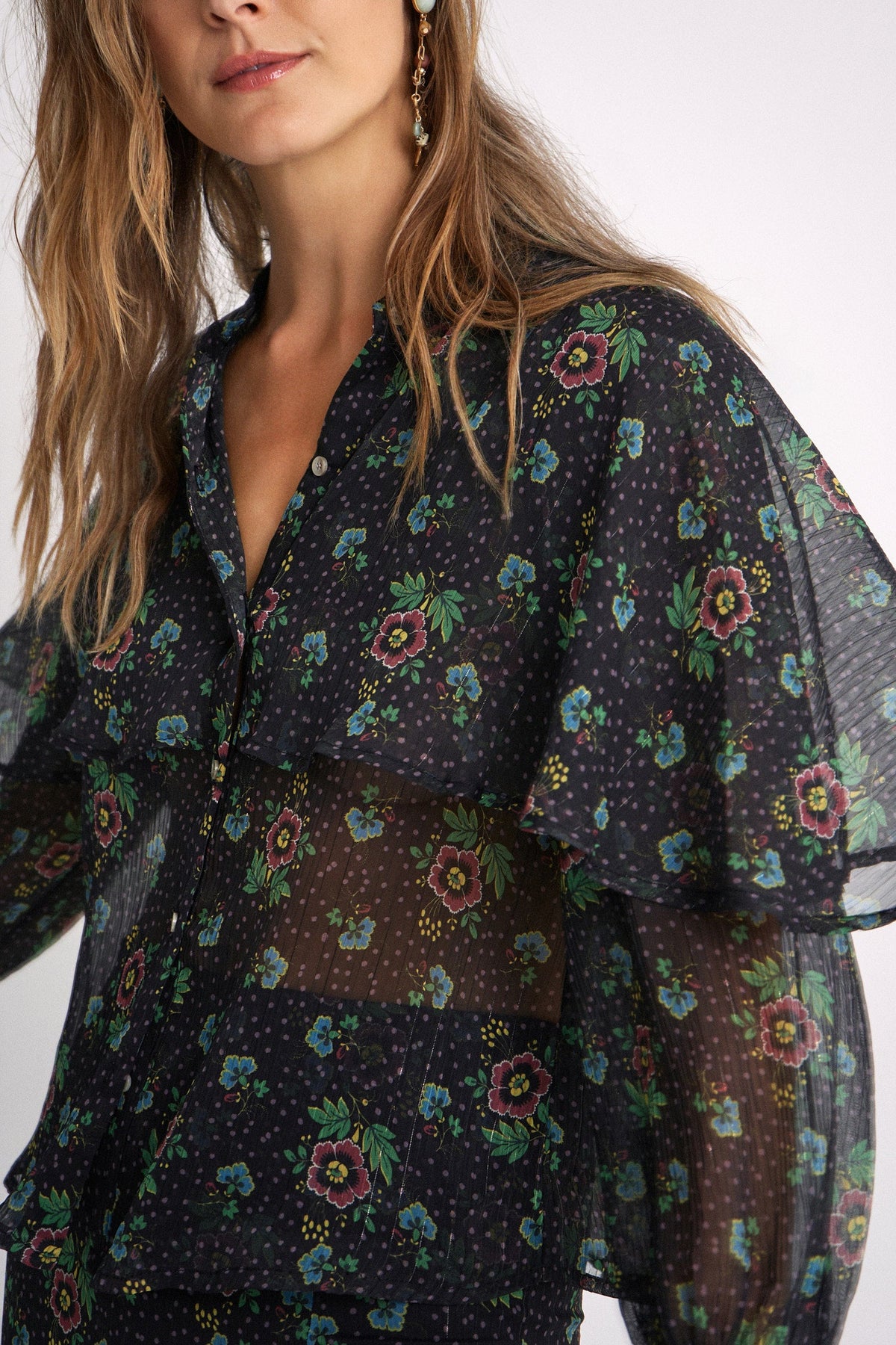 Blusa Lucía Folk Black de Magnolya Collection · detalle 3