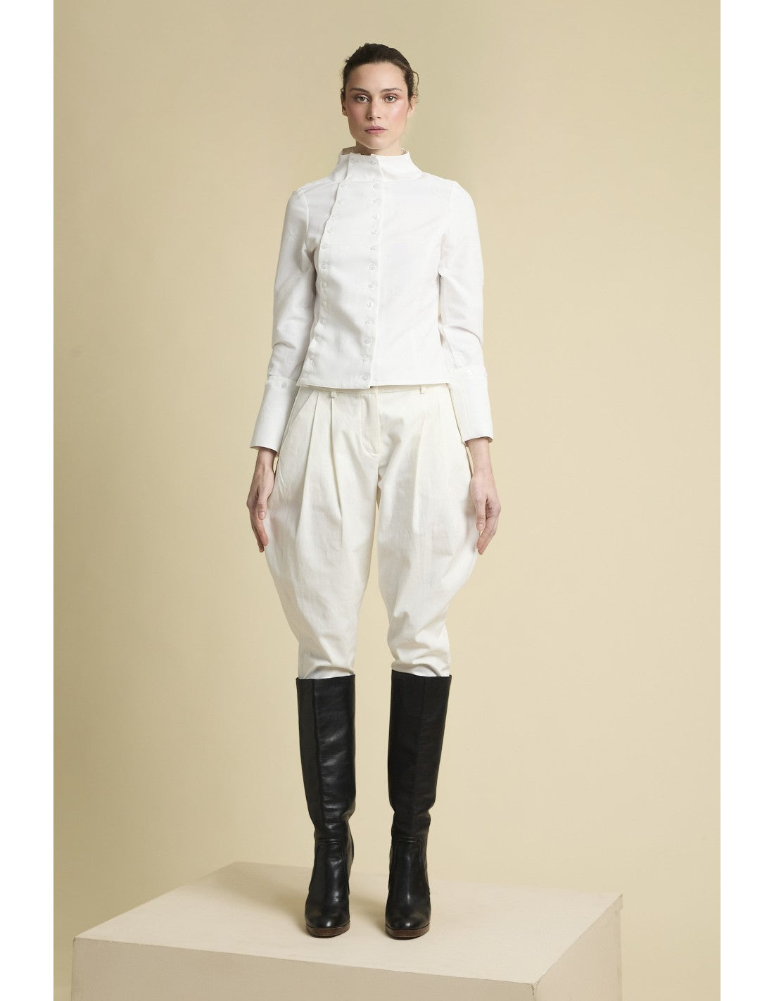 Pantalón Sora Gabardina Crudo de Zaitegui studio · gabardina de algodón