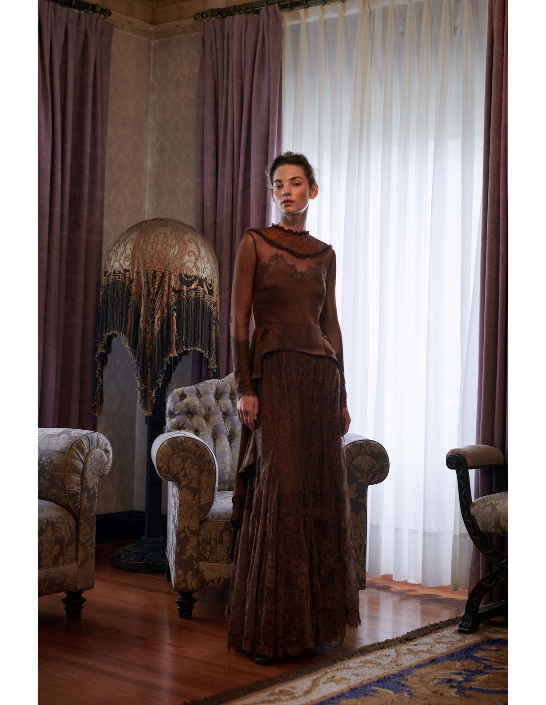 Top Narciso Marrón de Zaitegui Studio - vista frontal